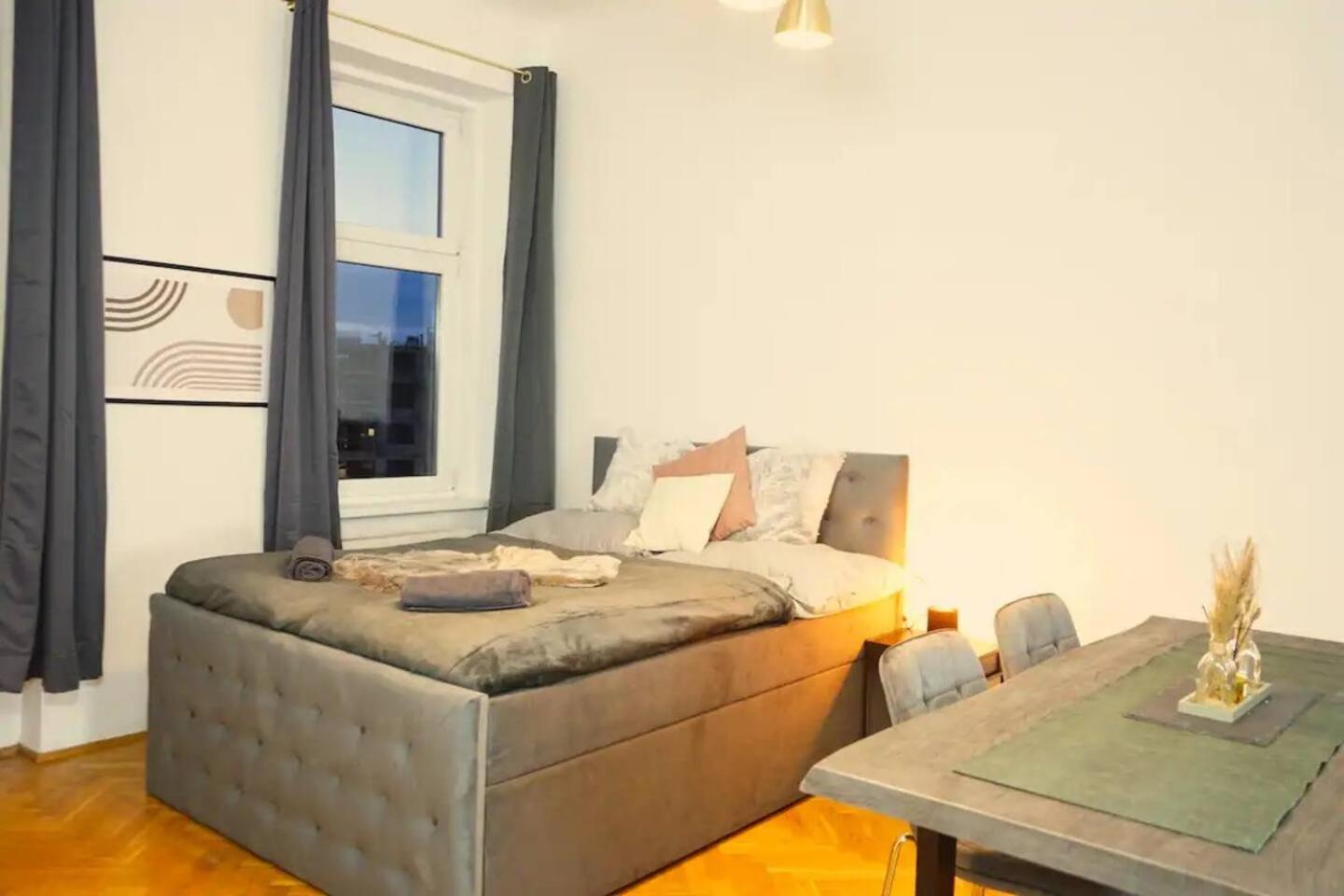 Nook Near Hauptbahnhof Viena